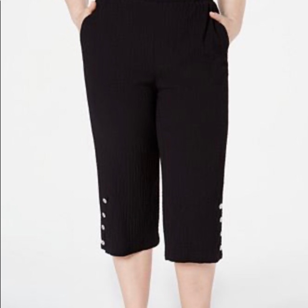 Capri black pants new with tags size 16